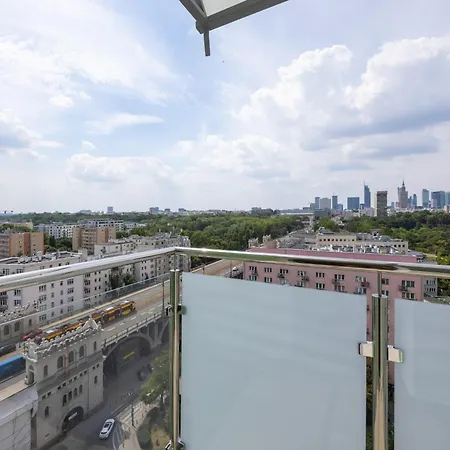 דירה On The 15th Floor With A View Of The Panorama By Renters ורשה