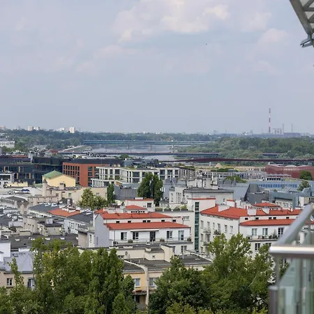 On The 15th Floor With A View Of The Panorama By Renters Apartamento Varsovia