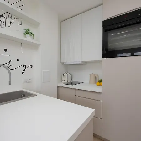 Stylish Located Near Pge Narodowy By Renters Appartement Varsovie