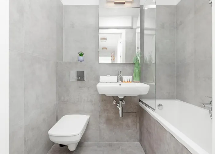 Stylish Located Near Pge Narodowy By Renters דירה *