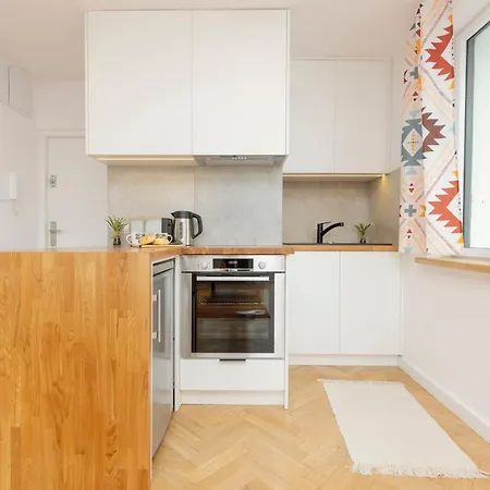 Lejlighed On The 15th Floor With A View Of The Panorama By Renters Warszawa