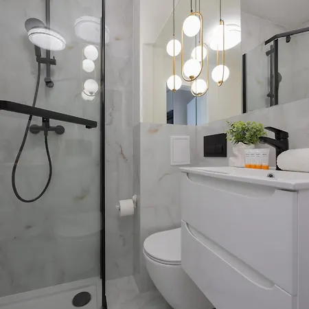 דירה Stylish Located Near Pge Narodowy By Renters ורשה